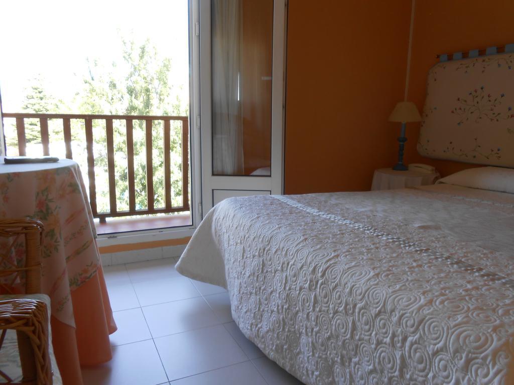 Hostal Burgos Torrecaballeros Extérieur photo