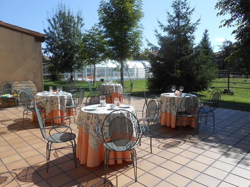 Hostal Burgos Torrecaballeros Extérieur photo